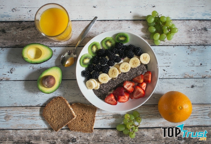 Chuẩn bị các bữa ăn nhẹ để đảm bảo lượng đường trong máu luôn ổn đinh