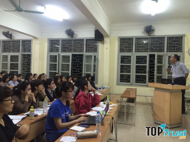 Cần nghe giảng trên lớp để hiểu nội dung