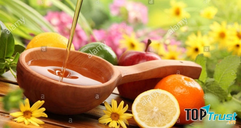 Mật ong ngon thường nặng hơn trọng lượng của nước.