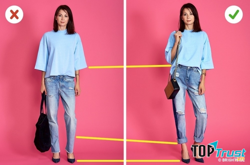 Chọn quần jeans và túi xách phù hợp với chiều cao