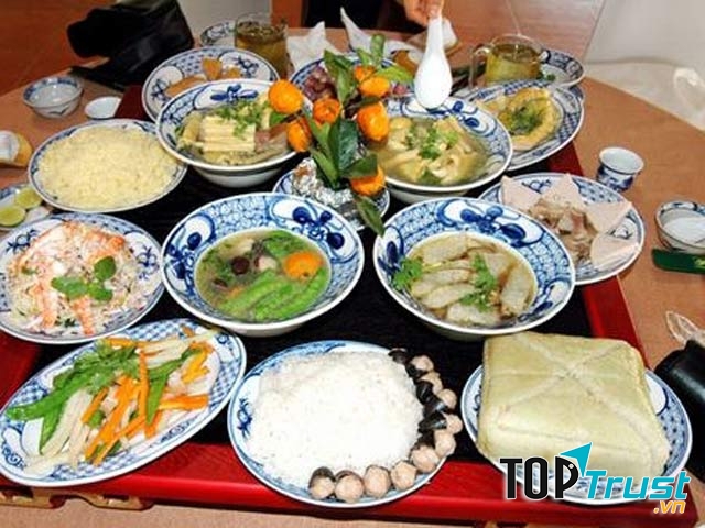 Lưu ý với đồ ăn nguội ngày tết