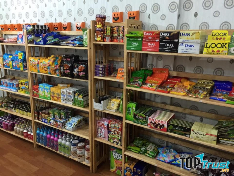Cửa hàng được sắp xếp ngăn nắp giúp khách dễ lựa chọn
