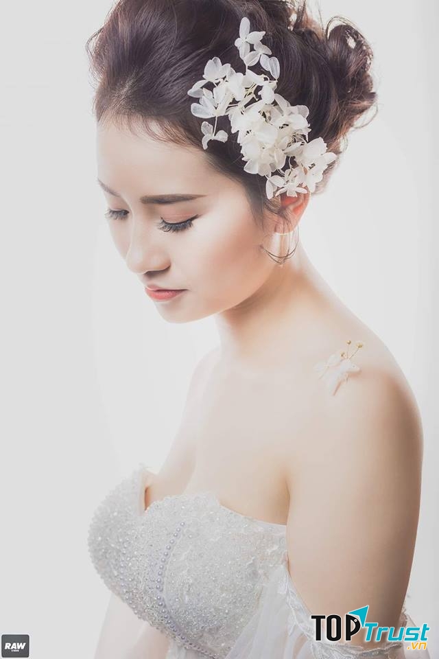 Candy Yến make Up (Raw studio)