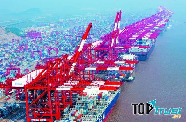 Cảng Ninh Ba - Chu Sơn lớn thứ 5 trên Thế Giới