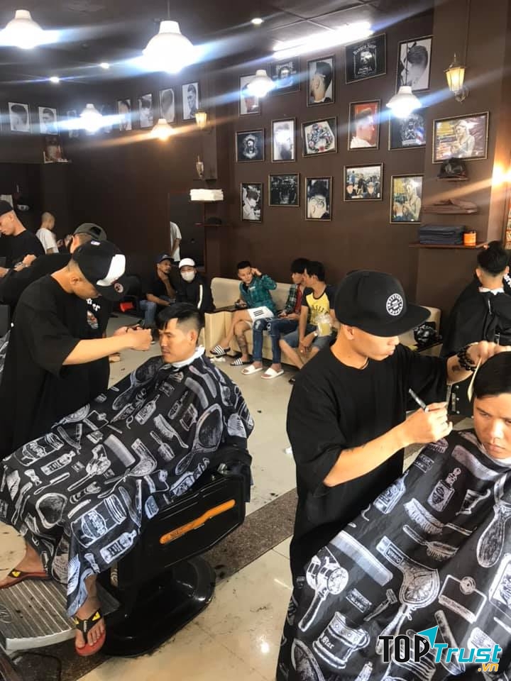 Cảnh Barber Shop