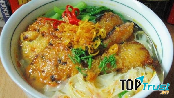 Đặc sản canh cá Quỳnh Côi