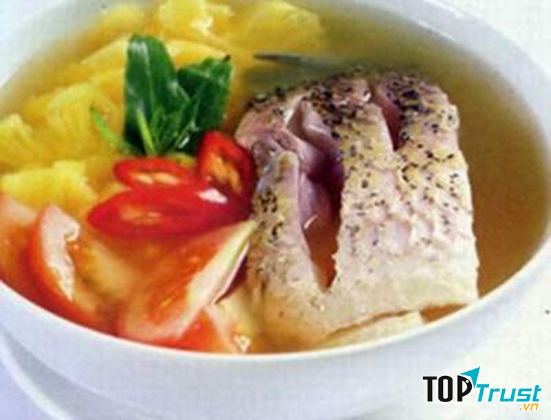 Canh cá trắm nấu chua