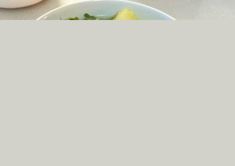 Canh đu đủ giò heo