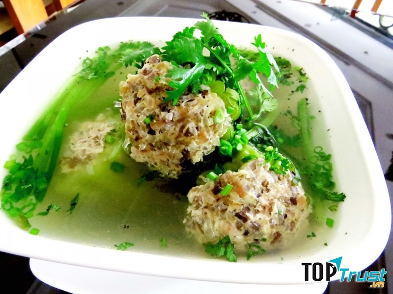 Canh khổ qua nhồi thịt.