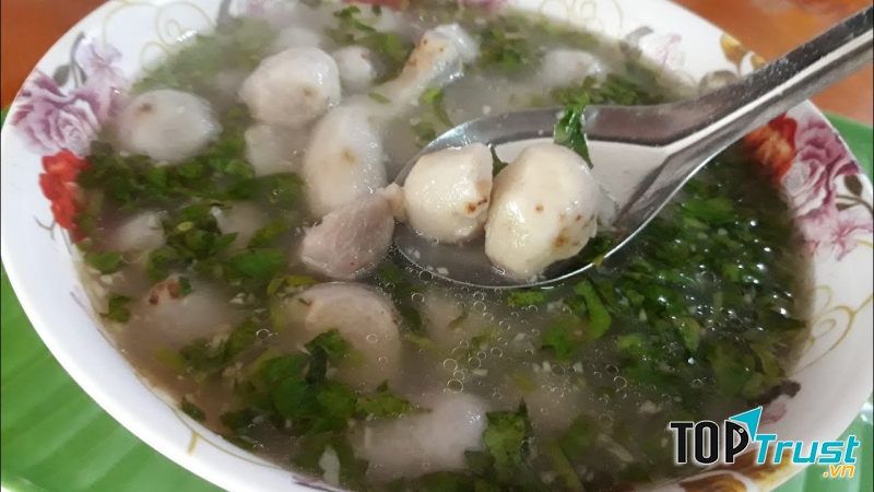 Canh khoai môn củ năng