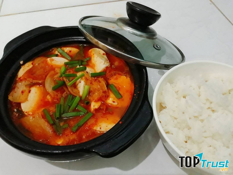 Canh kim chi thịt bò