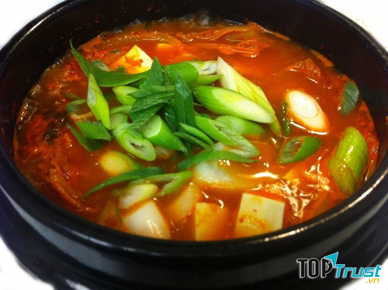 Canh kim chi đậu phụ Hàn Quốc