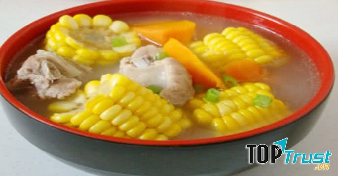 Canh sườn nấu ngô