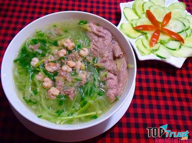 Canh tôm nấu bầu