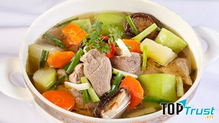 Canh vịt trắng bí xanh