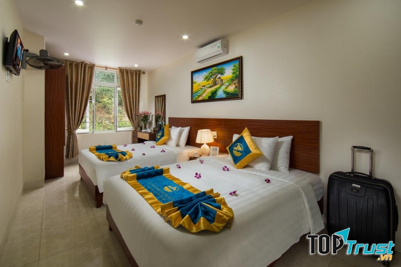 Cannon Fort Cat Ba Hotel