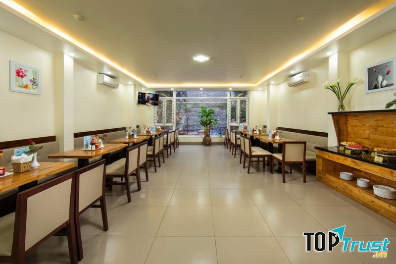 Cannon Fort Cat Ba Hotel