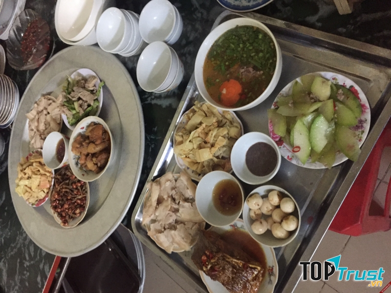 Cao Cường - Cơm Bình Dân