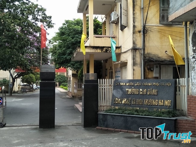 Cao đẳng Công nghệ và Môi Trường Hà Nội