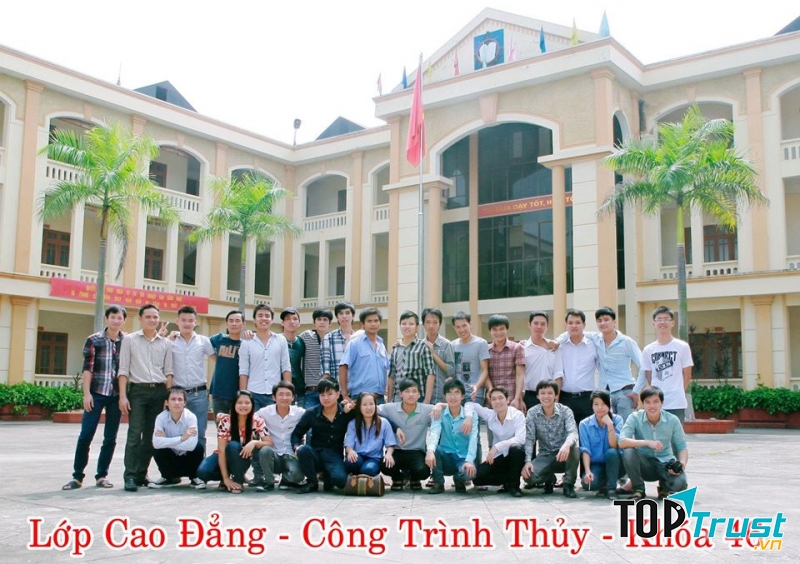 Lễ khai giảng của Trường Cao đẳng Giao thông vận tải đường thủy 1