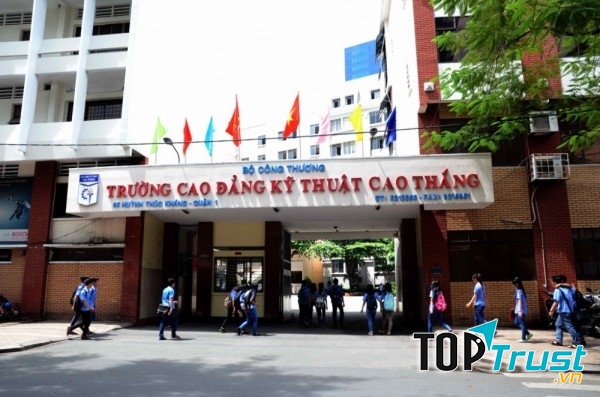 Trường CĐ Kĩ Thuật Cao Thắng