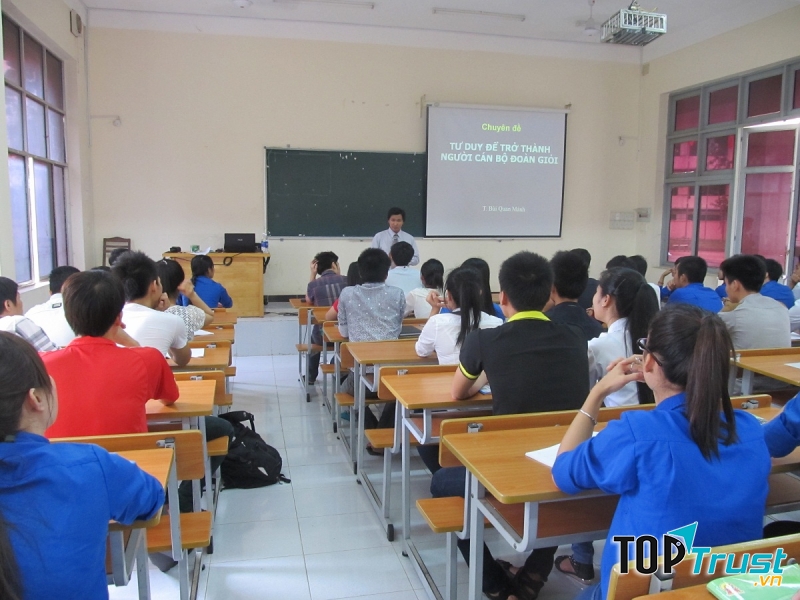 Cao đẳng Kinh tế Tài chính Vĩnh Long