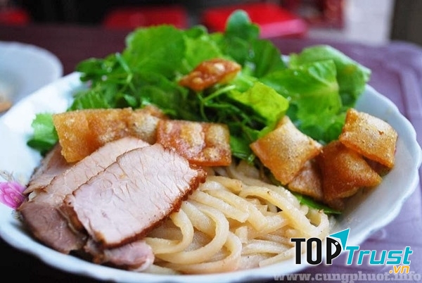Cao Lầu đặc sản Hội An