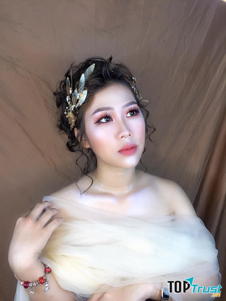 Cao Lê Diện Studio Makeup