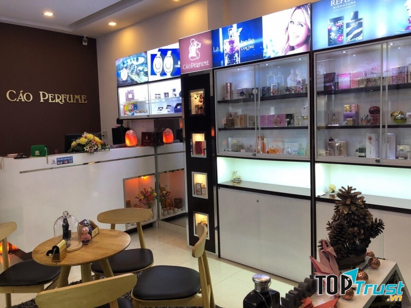 Cáo Perfume - thiên đường hương thơm ngay giữa lòng phố biển