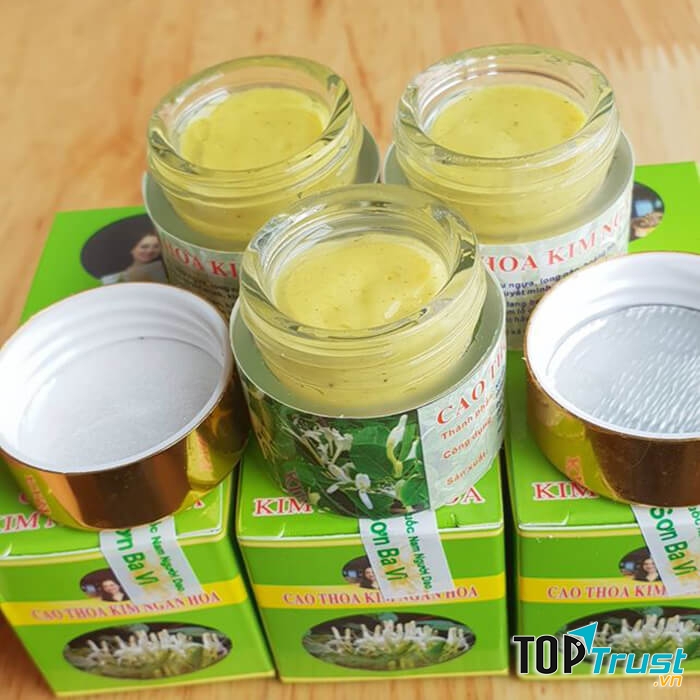 Cao Thoa Kim Ngân Hoa