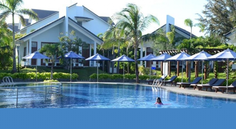 Carmelina Beach Resort
