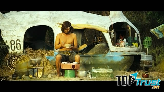 Castaway on the moon (2009)
