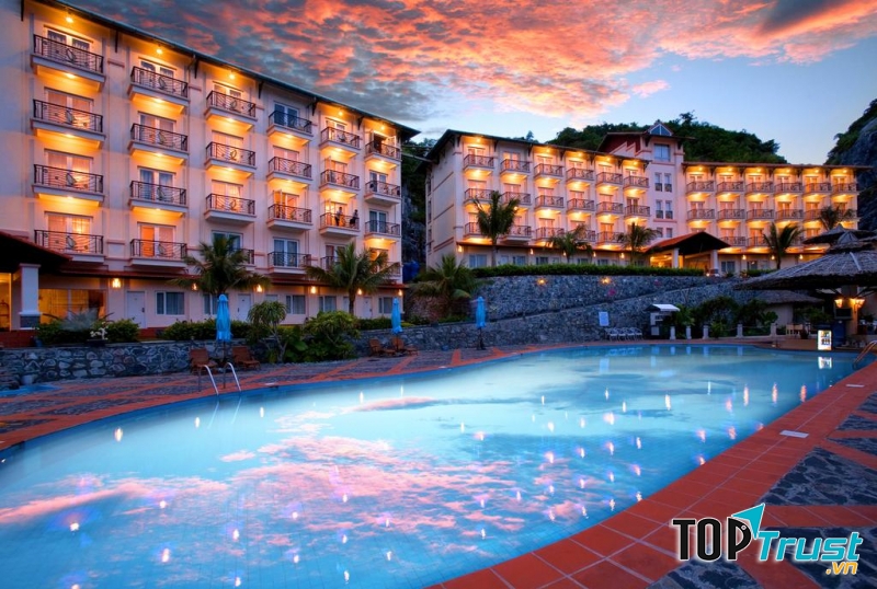 Cat Ba Island Resort & Spa