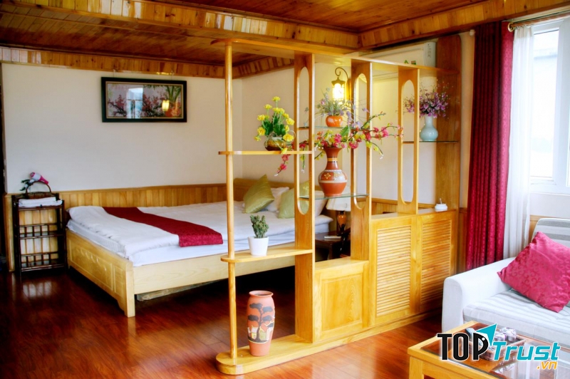 Tất cả kết hợp với nhau tạo nên không gian phòng nghỉ rất hài hòa, đẹp mắt, sang trọng.