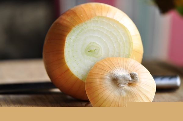 Cắt hành không cay mắt