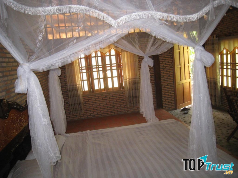 Cat Tien River Lodge