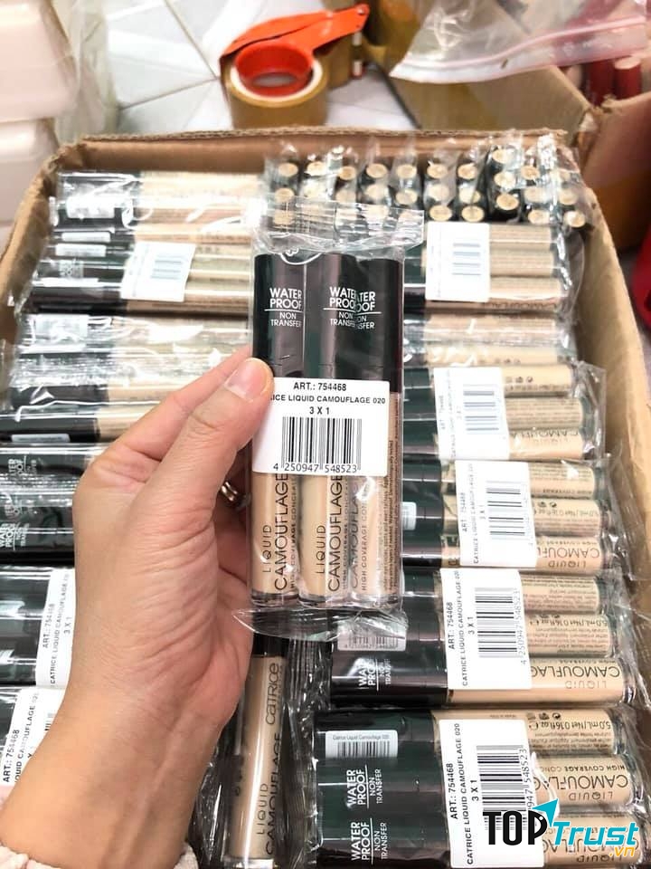 Giá thành mỹ phẩm tại đây đều là giá “chính hãng”