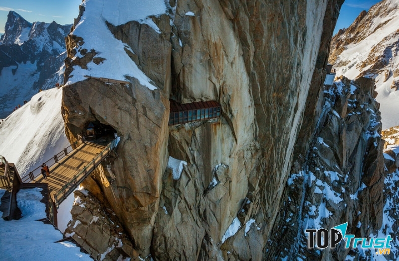 Cầu Aiguille du Midi của Pháp