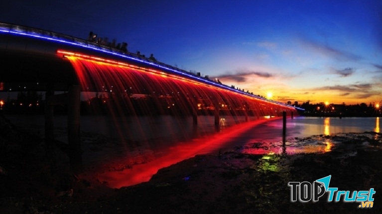 Cầu bộ hành Ánh Sao