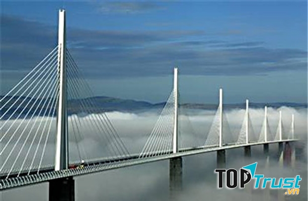 Cầu cạn Millau của Pháp