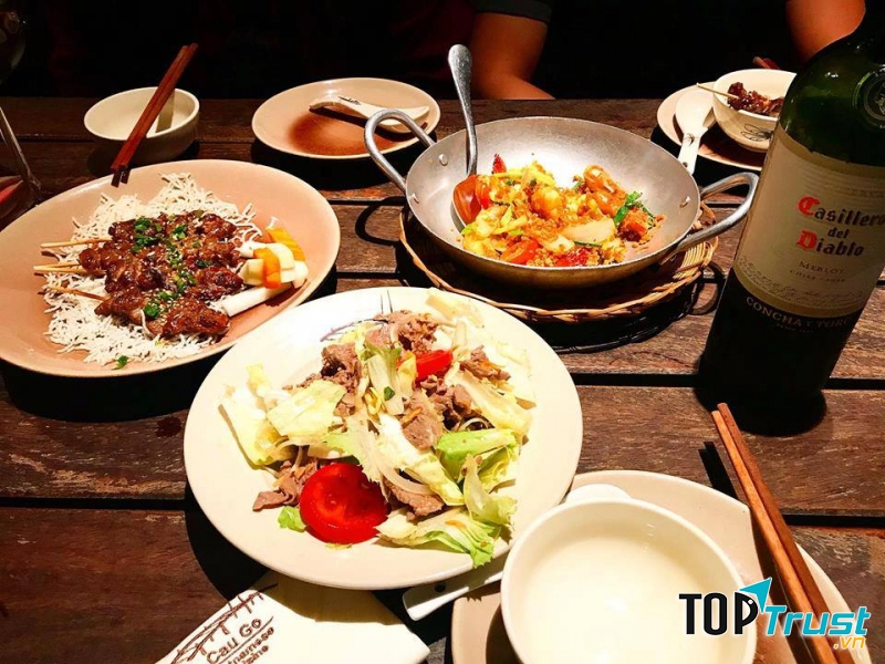 Cau Go Vietnamese Cuisine