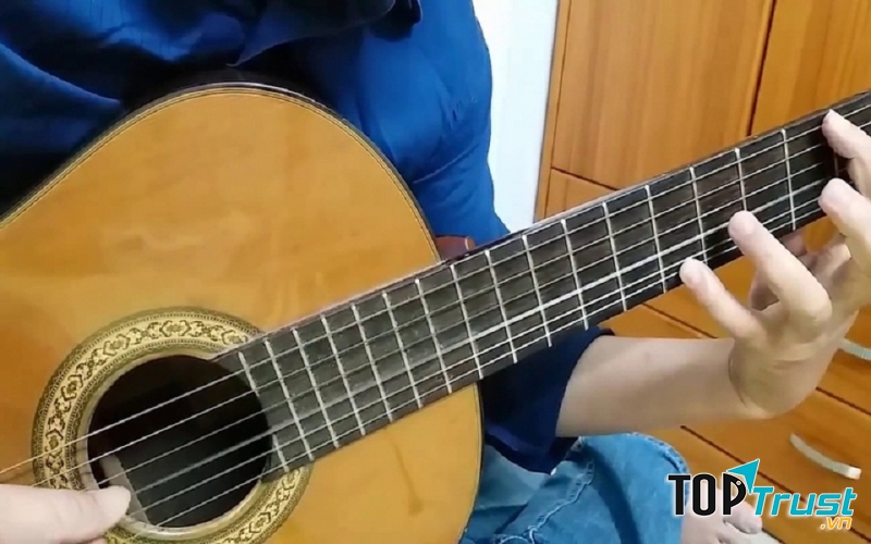 SOL Music tạo điều kiện tốt nhất để các học viên và giáo viên có thể giao lưu, rèn luyện cùng nhau, chứ không đơn thuần là nghe giảng một chiều.
