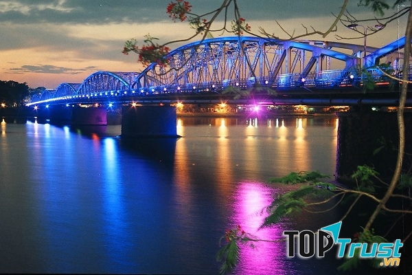 Cầu Trường Tiền