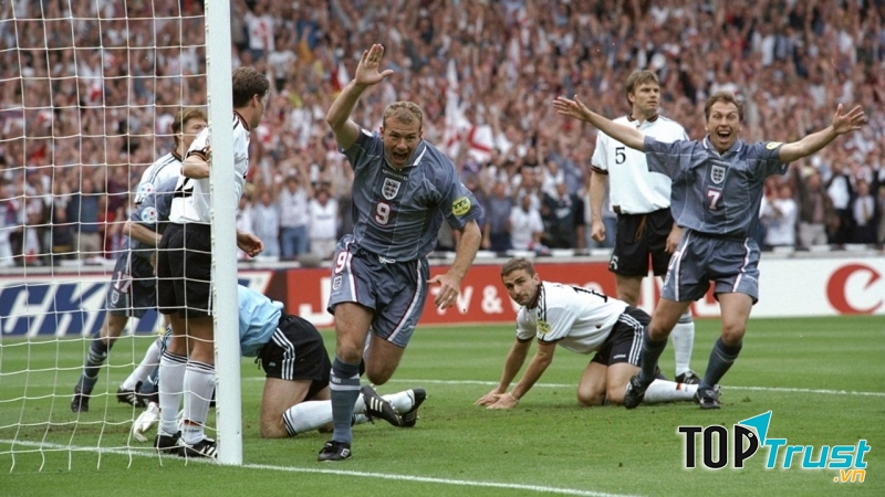 Shearer là cây săn bàn hàng đầu của đội tuyển Anh