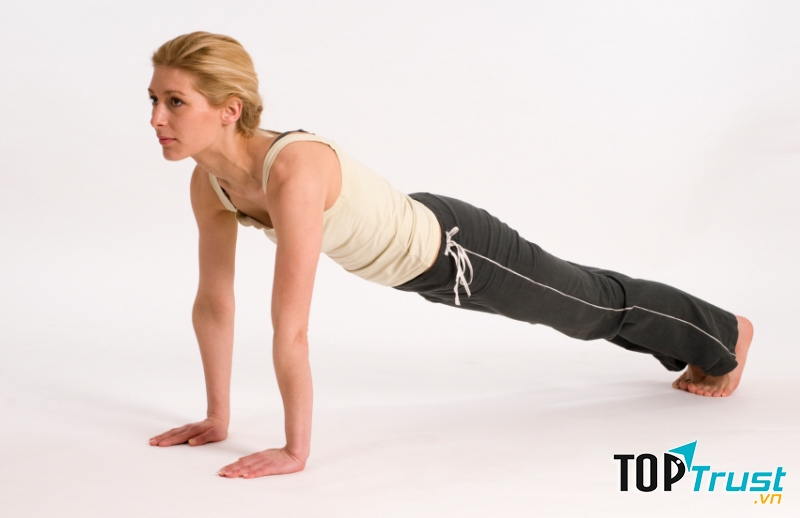 Cây thước thẳng (Plank pose)