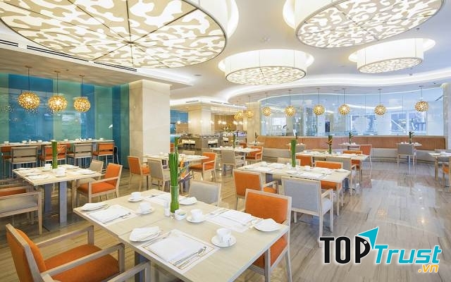 Không gian sang trọng, lộng lẫy