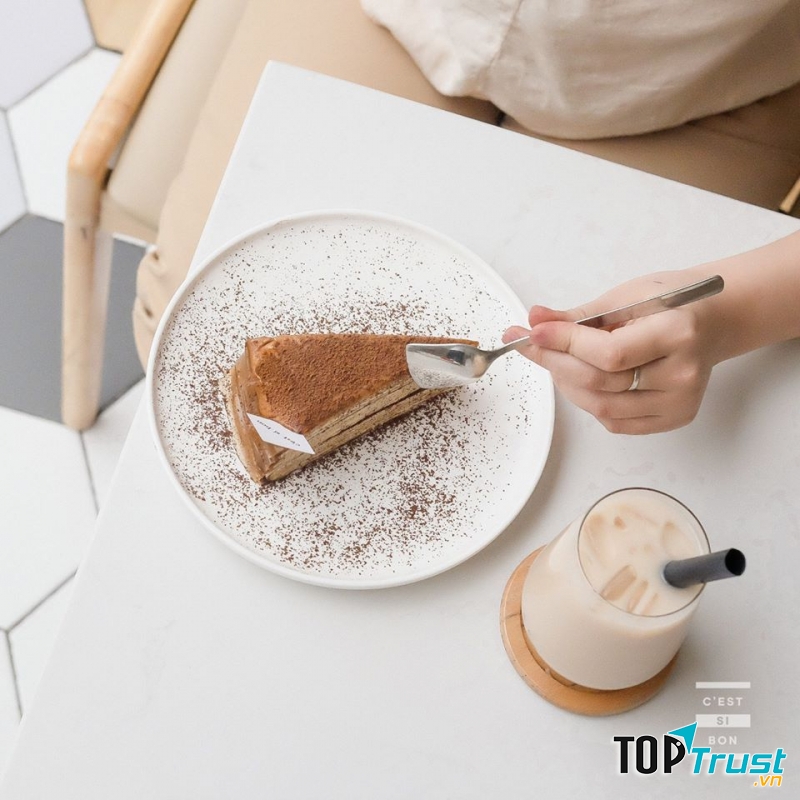 Bánh Tiramisu tại C'est Si Bon