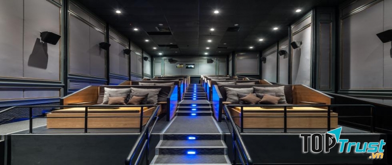 Cụm rạp CGV Vincom Royal City