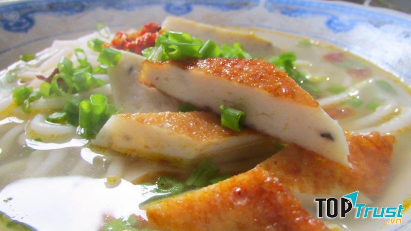Chả cá Lý Sơn Vạn Hạnh