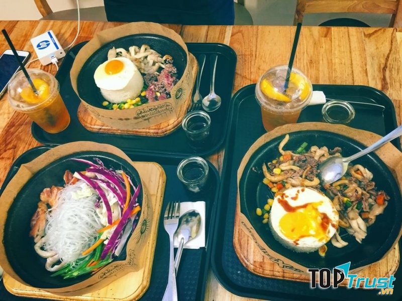 Đồ ăn không những ngon mà lại được trình bày bắt mắt